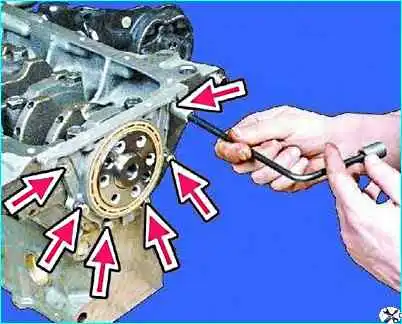 Сборка двигателя автомобиля Сборка двигателя автомобиля