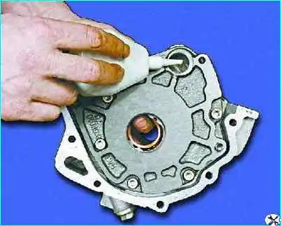 Сборка двигателя автомобиля Сборка двигателя автомобиля