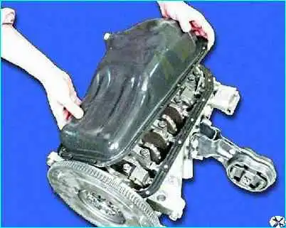 Сборка двигателя автомобиля Сборка двигателя автомобиля