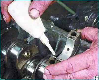 Сборка двигателя автомобиля Сборка двигателя автомобиля