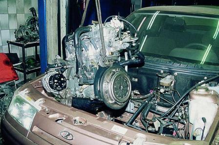 Снятие и установка двигателя с автомобиля ВАЗ-2110