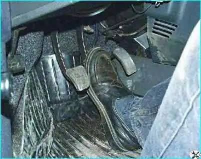 Прокачка тормозной системы автомобиля Прокачка тормозной системы автомобиля