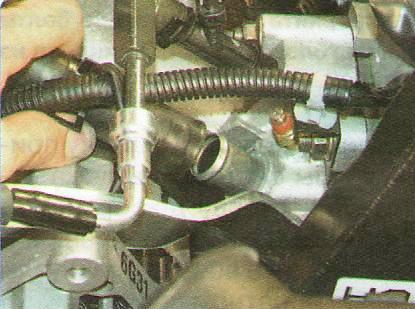 Замена прокладки головки блока цилиндров двигателя F14S3 