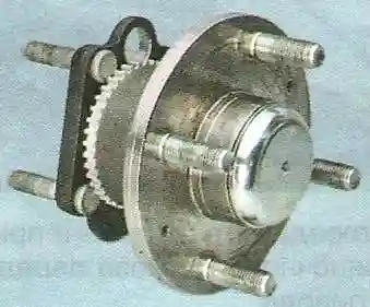 Замена датчиков скорости вращения колес Авео Шевролет Установите детали в порядке, обратном снятию