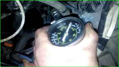 Как проверить компрессию в цилиндрах двигателя