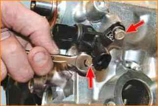 So reparieren Sie den Zylinderkopf eines VAZ-21126