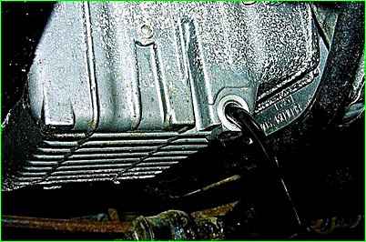 Замена масла и масляного фильтра двигателя ГАЗ-2705 с двигателем ЗМЗ-406