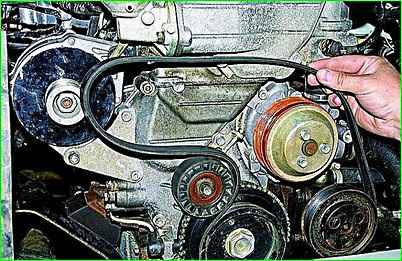 Replacing and adjusting the tension of the drive belt units with engine ZMZ-406