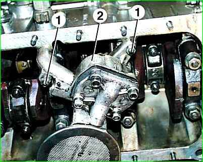 Desmontaje, reparación e instalación de la bomba de aceite GAZ-2705