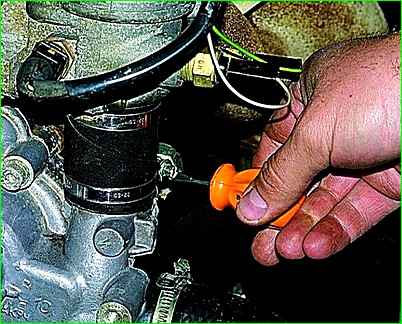 Replacing the coolant pump