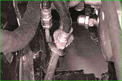 Removal and installation of ZMZ 405 GAZ-2705