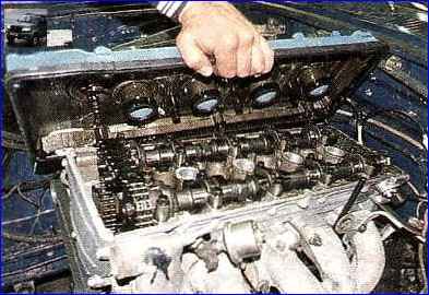 Reemplazo de circuitos del motor ZMZ-406 GAZ-2705