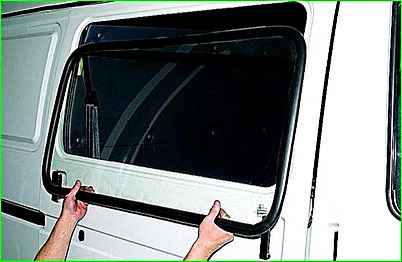Replacement of glass sidewall and sliding door GAZ-2705