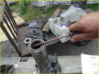 Desmontaje y montaje de la caja de cambios GAZ-2705