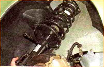Replacement of the front strut of the Lada Granta car