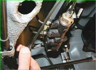 Bremsdruckregler aus- und einbauen
