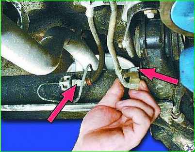 How to remove and install the rear suspension beam