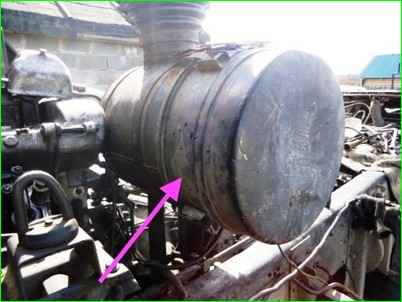 Aus- und Einbau eines Kamaz-Dieselmotors