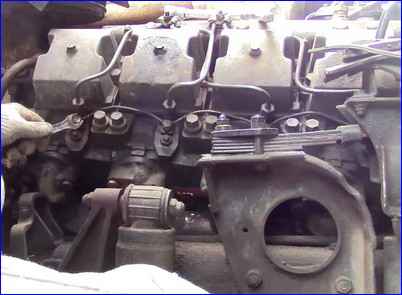 Cómo reemplazar las juntas de culata de cilindro diesel Kamaz 740