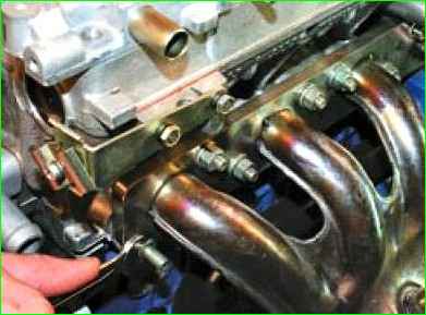 Замена каталитического коллектора двигателя ВАЗ-21126