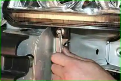 Замена блок фары Замена блок фары