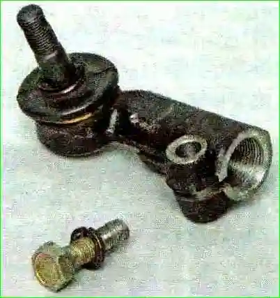 Как заменить рулевые наконечники и тяги Как заменить рулевые наконечники и тяги