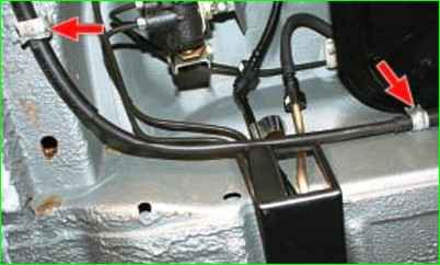 Замена троса привода стояночного тормоза