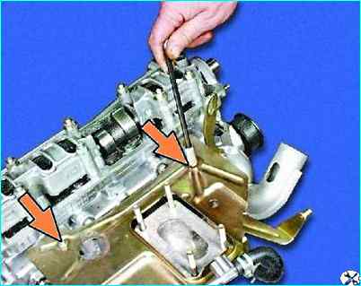 Разборка головки цилиндров двигателя