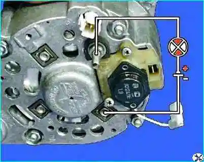 Проверка деталей генератора автомобиля Проверка деталей генератора автомобиля