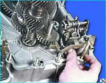 Сборка коробки передач ВАЗ-2109