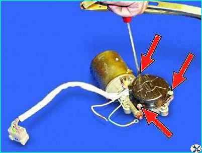 Ремонт стеклоочистителя и омывателя стекла