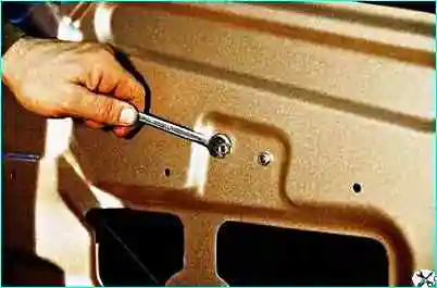 Установка электрических стеклоподъемников