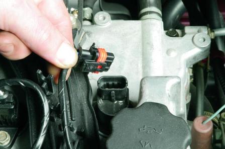 Проверка деталей системы зажигания карбюраторного двигателя ВАЗ
