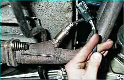 ВАЗ-2110 Снятие датчика кислорода