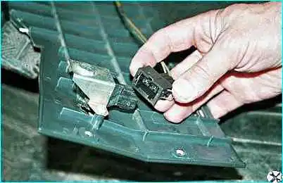 ВАЗ-2110 Снятие CO-потенциометра