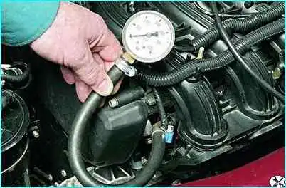 ВАЗ-2110 Замер давления в топливной системе