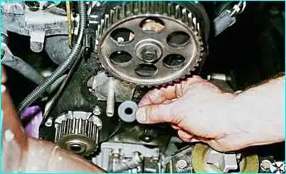 ВАЗ-2110 Замена ремня привода ГРМ