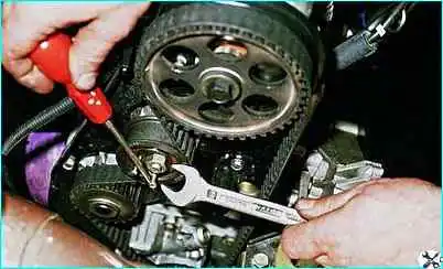 ВАЗ-2110 Замена ремня привода ГРМ