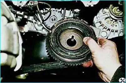 ВАЗ-2110 замена ремня ГРМ