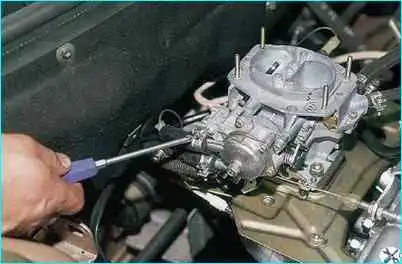 Проверка и прочистка карбюратора ВАЗ-2110 Проверка и прочистка карбюратора