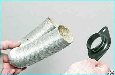 ВАЗ-2110 снятие корпуса воздушного фильтра