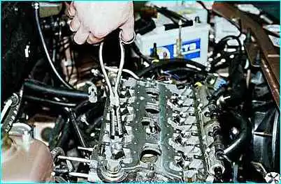 ВАЗ-2110 Замена маслоотражательных колпачков