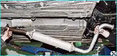 ВАЗ-2110 Снятие дополнительного глушителя