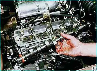 Снятие и установка распределительного вала ВАЗ-2110 Снятие и установка распределительного вала