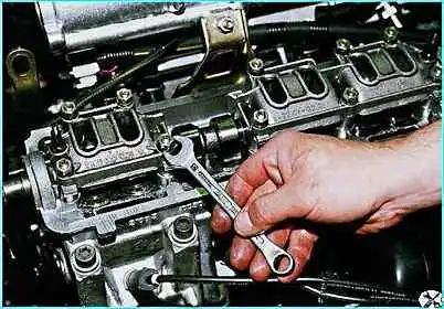 Снятие и установка распределительного вала ВАЗ-2110 Снятие и установка распределительного вала
