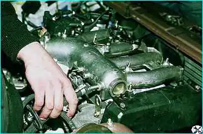 ВАЗ-2110 снятие ресивера и впускного коллектора