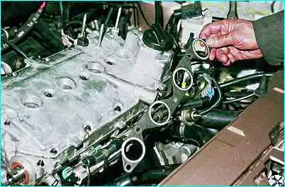 ВАЗ-2110 снятие ресивера и впускного коллектора