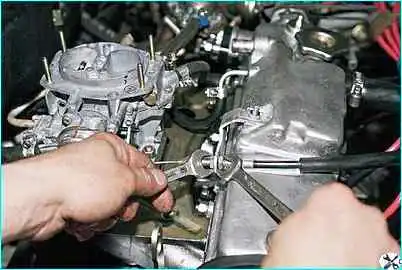 Регулировка привода карбюратора Регулировка привода карбюратора