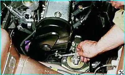 ВАЗ-2110 Регулировка зазоров клапанов двигателя