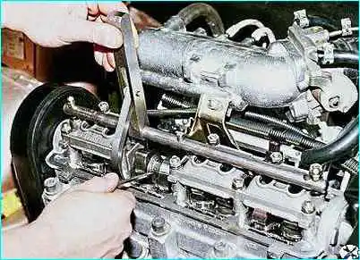 ВАЗ-2110 Регулировка зазоров клапанов двигателя